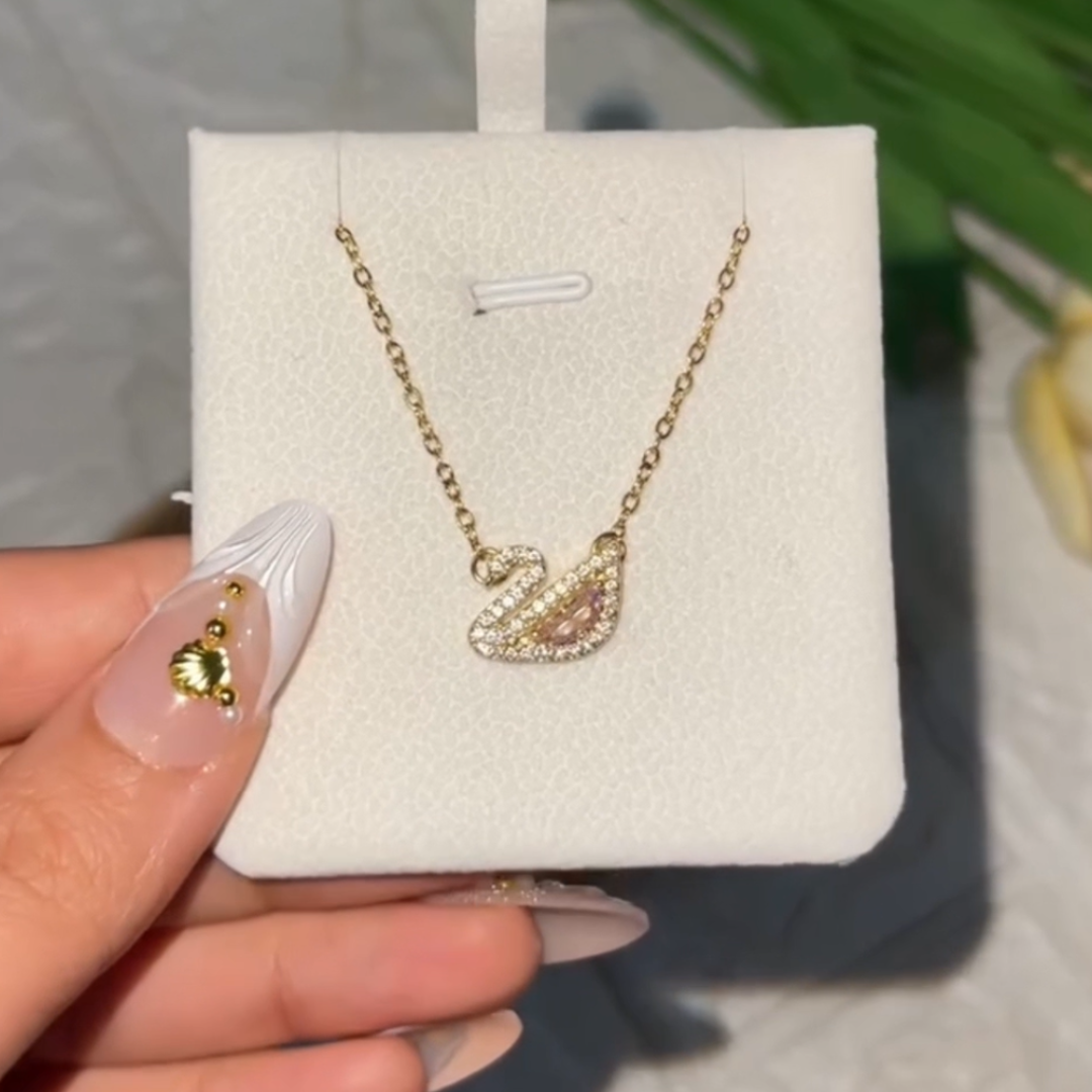Swan Necklace Love & Loyalty